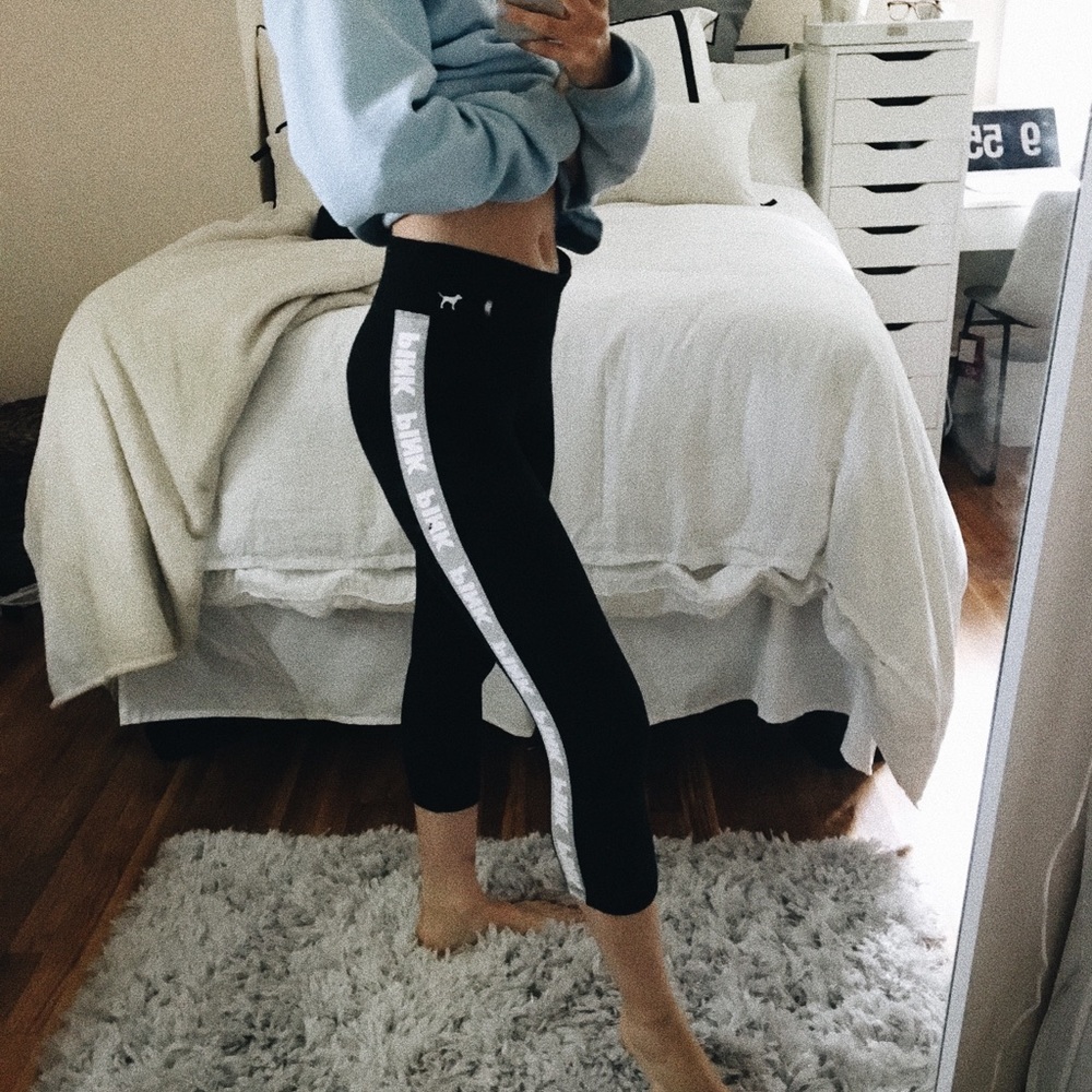 PINK Cropped Yoga Leggings